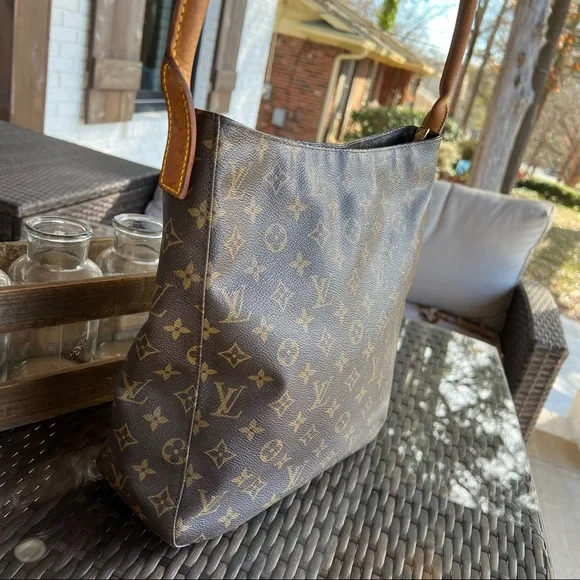 Vintage Louis Vuitton Looping GM Hobo Bag - Picture 3 of 15